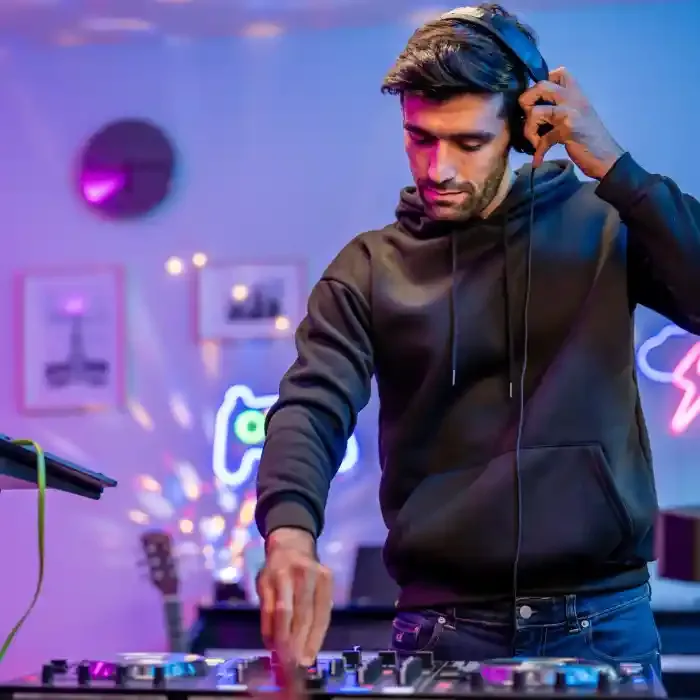 Djs wanted for dj jobs